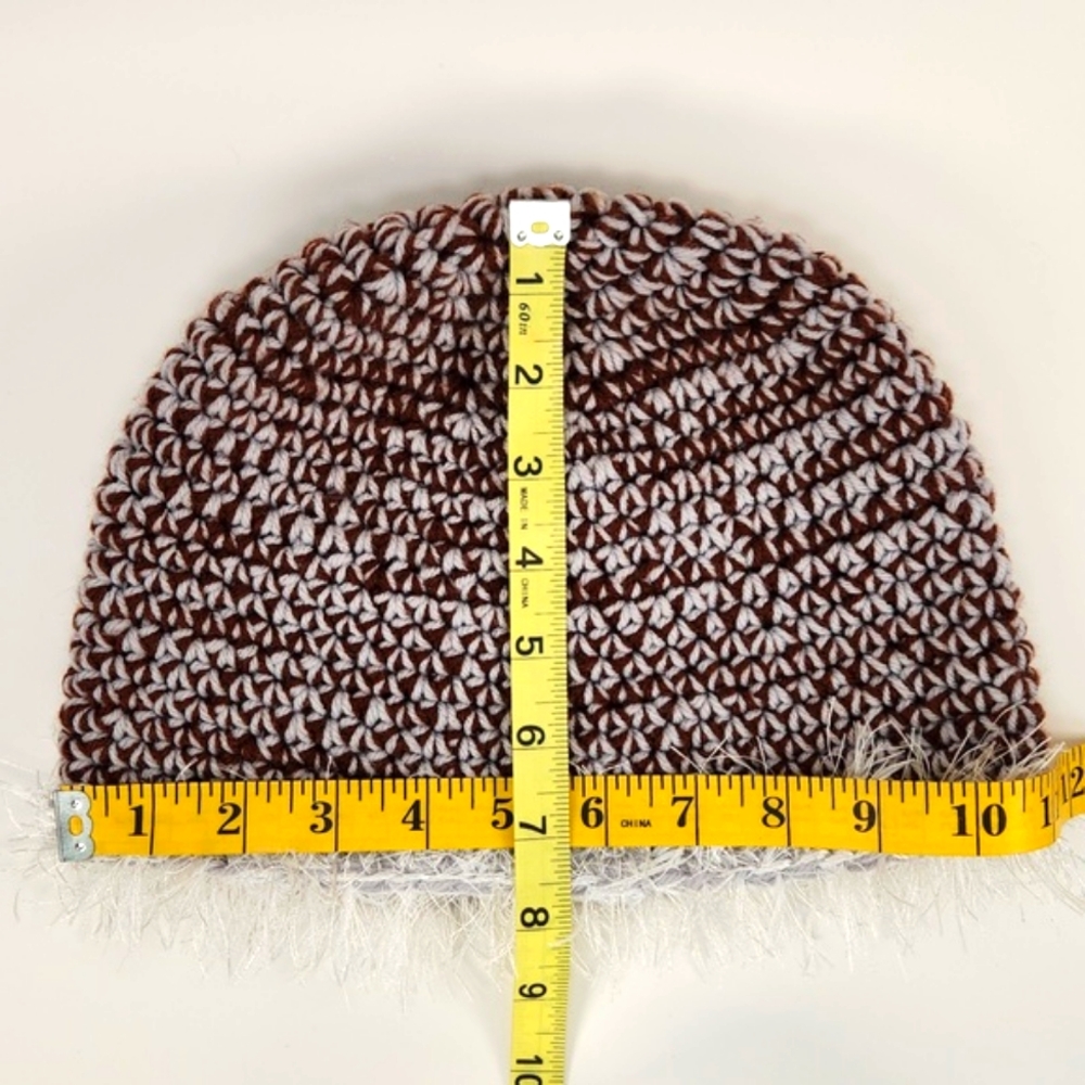 Hand knit woolen fringe hat OSFM - Picture 10 of 13